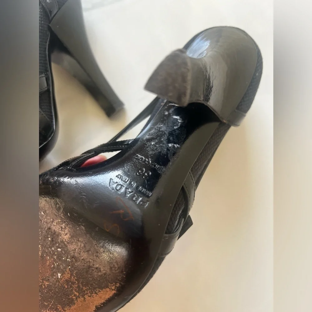 PRADA vero cuoio Sandals Heels sz 36 (6)